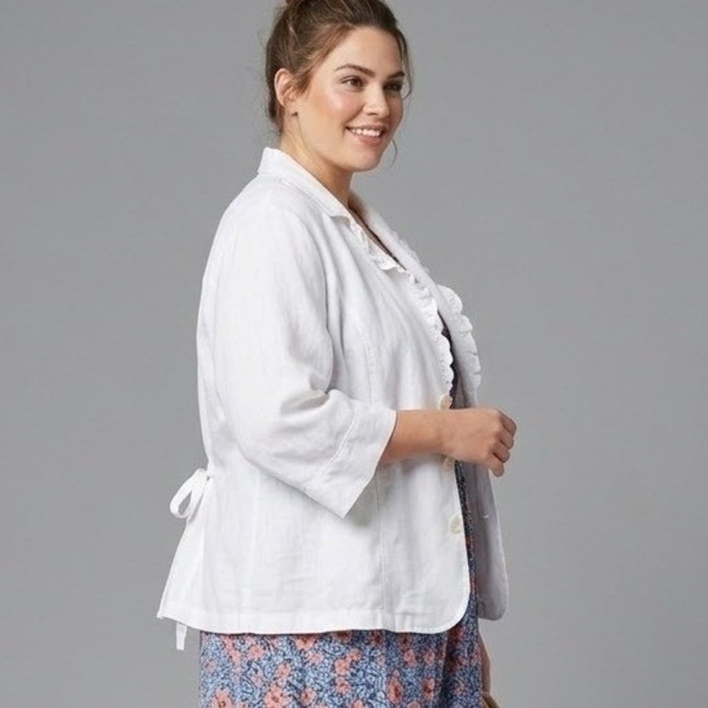 Lane Bryant Plus Size 26 Linen Rayon White Ruffle Button Crop Jacket Blazer